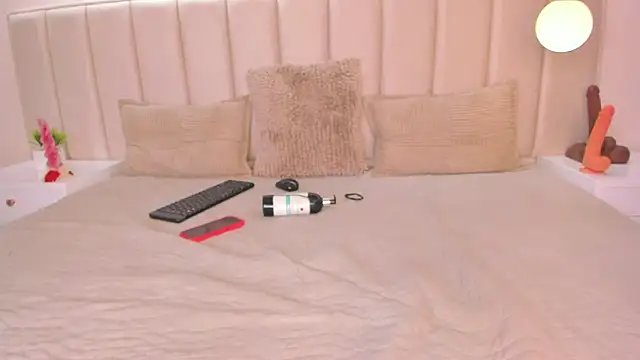 Snapshot of SaryBlake chatting on February 20, 2026, 2:28 pm SaryBlake online show from February 20, 2026, 2:28 pm