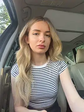 EvieEvans online show from May 29, 2026, 5:11 pm
