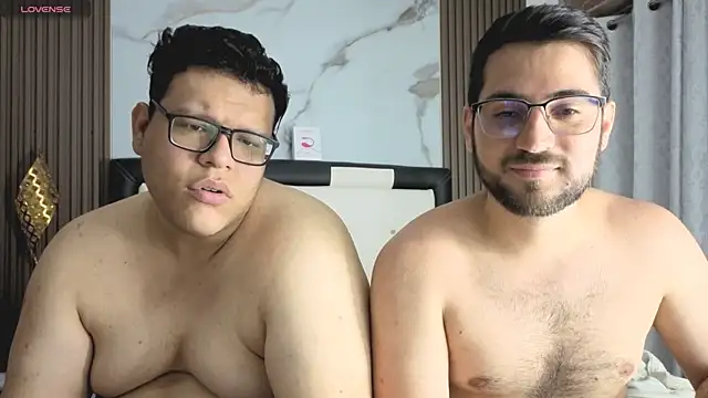 Snapshot of _Araboys_ chatting on November 12, 2025, 12:55 am Araboys online show from November 12, 2025, 12:55 am