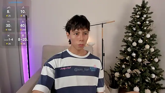 Snapshot of kim_lian21 chatting on December 23, 2025, 10:13 am kim lian21 online show from December 23, 2025, 10:13 am