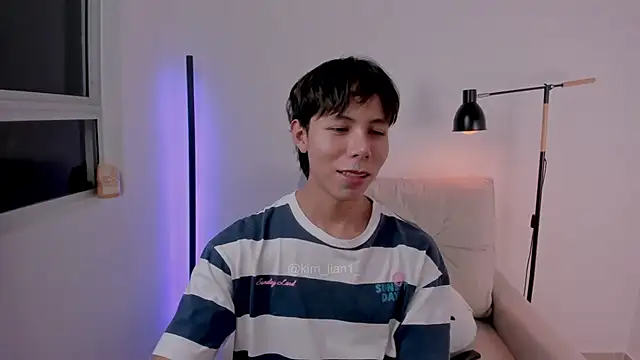 Snapshot of kim_lian21 chatting on February 17, 2026, 6:32 am kim lian21 online show from February 17, 2026, 6:32 am