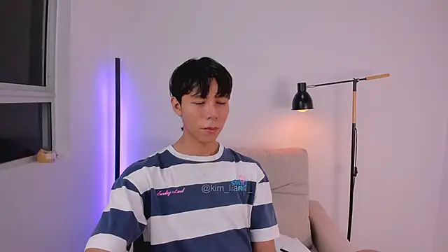 Snapshot of kim_lian21 chatting on February 24, 2026, 10:35 am kim lian21 online show from February 24, 2026, 10:35 am