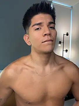 Snapshot of santiago_01 chatting on February 23, 2026, 9:23 pm santiago 01 online show from February 23, 2026, 9:23 pm