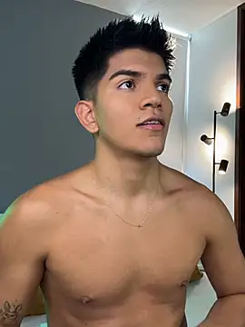 Snapshot of santiago_01 chatting on February 26, 2026, 9:36 pm santiago 01 online show from February 26, 2026, 9:36 pm