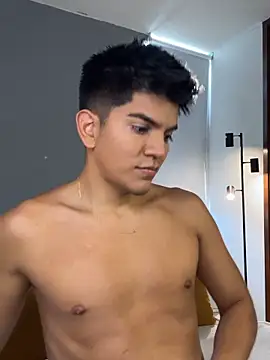 Snapshot of santiago_01 chatting on March 1, 2026, 9:17 pm santiago 01 online show from March 1, 2026, 9:17 pm