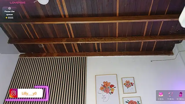 Snapshot of LillyDolls23 chatting on December 20, 2025, 12:56 pm LillyDolls23 online show from December 20, 2025, 12:56 pm