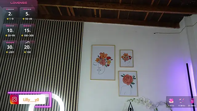 Snapshot of LillyDolls23 chatting on January 8, 2026, 1:02 pm LillyDolls23 online show from January 8, 2026, 1:02 pm