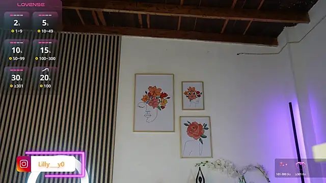 Snapshot of LillyDolls23 chatting on January 11, 2026, 1:16 pm LillyDolls23 online show from January 11, 2026, 1:16 pm