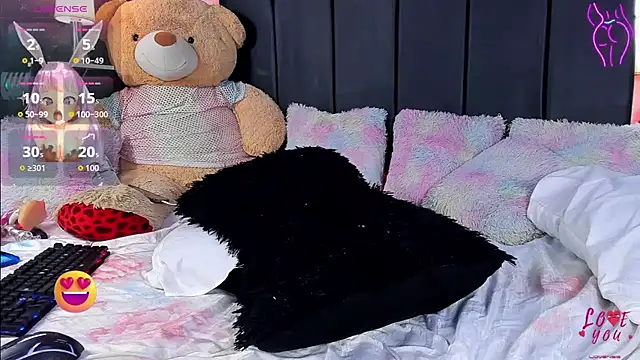  pamela gil x online show from July 1, 2026, 4:14 am