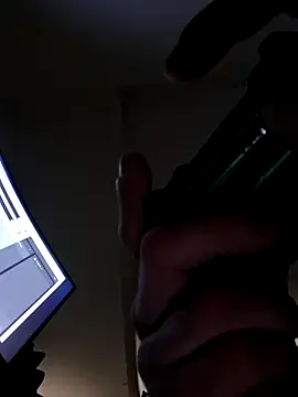 Snapshot of chillmfrs chatting on November 23, 2025, 11:43 am chillmfrs online show from November 23, 2025, 11:43 am