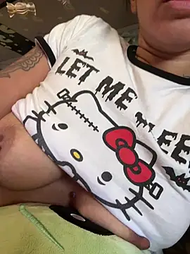 Snapshot of Nadiasexy chatting on February 23, 2026, 1:19 pm Nadiasexy online show from February 23, 2026, 1:19 pm