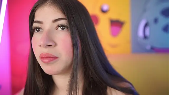 miss  pamela online show from April 7, 2026, 11:10 am