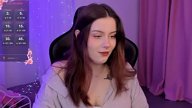 CoralineKeyns online show from March 20, 2025, 5:35 am