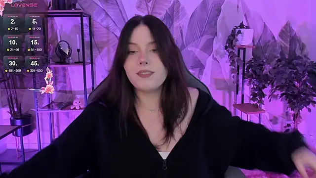 CoralineKeyns online show from September 28, 2025, 5:24 am