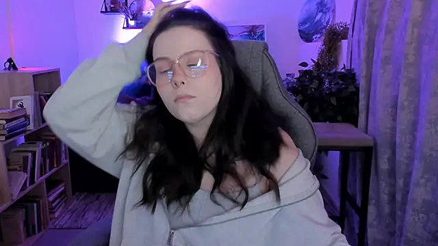 Snapshot of CoralineKeyns chatting on February 19, 2026, 5:47 am CoralineKeyns online show from February 19, 2026, 5:47 am