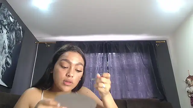 Snapshot of fairylatin222 chatting on November 30, 2025, 2:10 pm fairylatin222 online show from November 30, 2025, 2:10 pm