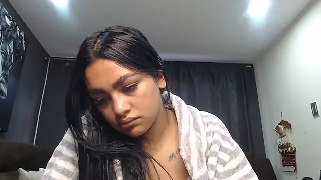 Snapshot of fairylatin222 chatting on December 14, 2025, 10:03 pm fairylatin222 online show from December 14, 2025, 10:03 pm