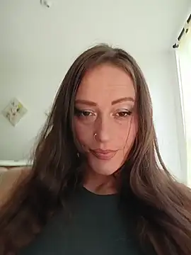 Snapshot of JadeHiilton chatting on February 17, 2026, 5:30 pm JadeHiilton online show from February 17, 2026, 5:30 pm