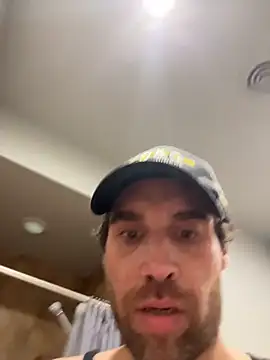 Snapshot of ucbryson chatting on February 17, 2026, 4:09 am ucbryson online show from February 17, 2026, 4:09 am