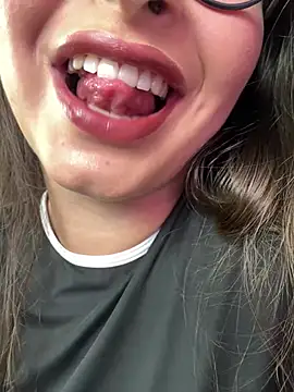 Snapshot of adara_lennox chatting on February 7, 2026, 8:23 pm adara lennox online show from February 7, 2026, 8:23 pm