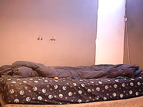 Snapshot of twinkerbell344 chatting on January 5, 2026, 10:57 pm twinkerbell344 online show from January 5, 2026, 10:57 pm