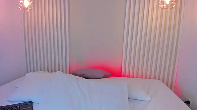 aprilalen online show from January 3, 2025, 6:55 am