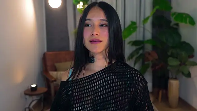 Snapshot of Miss_beee chatting on March 7, 2026, 2:19 am Miss beee online show from March 7, 2026, 2:19 am