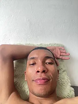 Aaronblack1  online show from January 18, 2026, 2:32 pm