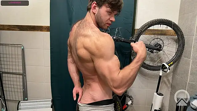 Snapshot of ericeric507 chatting on February 22, 2026, 5:22 pm ericeric507 online show from February 22, 2026, 5:22 pm