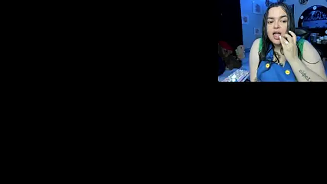 Snapshot of Luise_Meyrink chatting on October 29, 2025, 3:20 am Luise Meyrink online show from October 29, 2025, 3:20 am