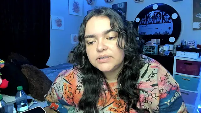 Snapshot of Luise_Meyrink chatting on November 7, 2025, 3:06 am Luise Meyrink online show from November 7, 2025, 3:06 am