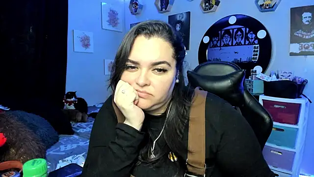 Snapshot of Luise_Meyrink chatting on November 26, 2025, 3:18 am Luise Meyrink online show from November 26, 2025, 3:18 am