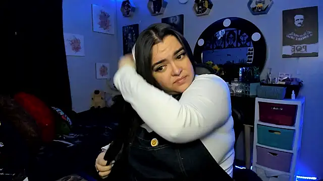 Snapshot of Luise_Meyrink chatting on December 18, 2025, 2:39 am Luise Meyrink online show from December 18, 2025, 2:39 am