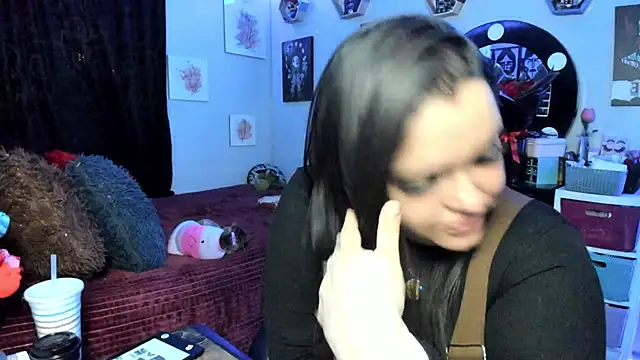 Snapshot of Luise_Meyrink chatting on February 15, 2026, 2:41 am Luise Meyrink online show from February 15, 2026, 2:41 am