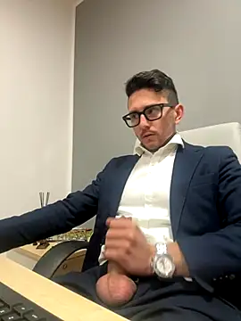 Snapshot of masterboss_ chatting on November 28, 2025, 1:25 pm masterboss online show from November 28, 2025, 1:25 pm