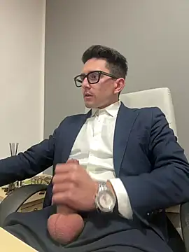 Snapshot of masterboss_ chatting on January 10, 2026, 1:24 pm masterboss online show from January 10, 2026, 1:24 pm