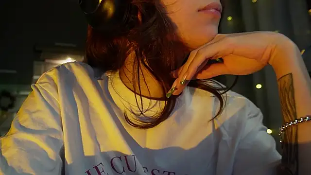 Snapshot of BOOLOCHKAA chatting on December 26, 2024, 1:21 pm BOOLOCHKAA online show from December 26, 2024, 1:21 pm