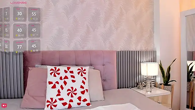 Sally Azmani  online show from December 16, 2025, 12:21 pm