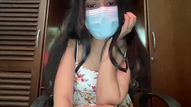 Princess Lily online show from December 16, 2025, 2:33 pm