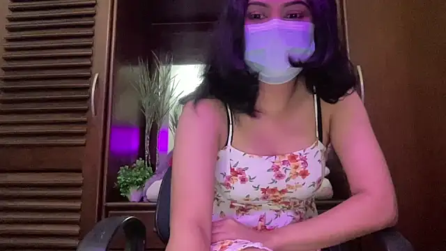 Snapshot of Princess_Lily chatting on March 6, 2026, 5:09 pm Princess Lily online show from March 6, 2026, 5:09 pm