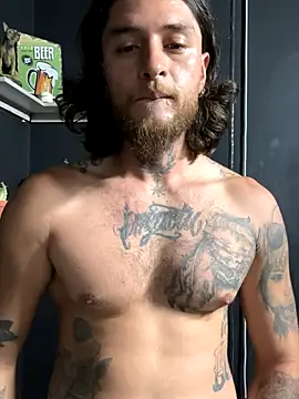 Snapshot of raymon616 chatting on October 30, 2025, 11:05 pm raymon616 online show from October 30, 2025, 11:05 pm