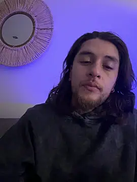 Snapshot of raymon616 chatting on February 27, 2026, 1:27 am raymon616 online show from February 27, 2026, 1:27 am