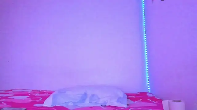 kimbaileys online show from December 19, 2024, 6:56 pm