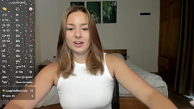 Snapshot of ThreeshaWhite chatting on March 22, 2026, 7:01 am ThreeshaWhite online show from March 22, 2026, 7:01 am