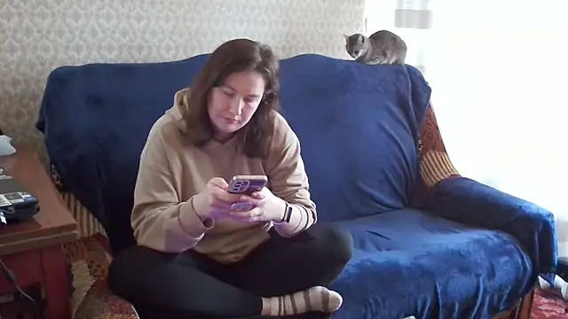 franceska blue online show from October 19, 2025, 10:38 am