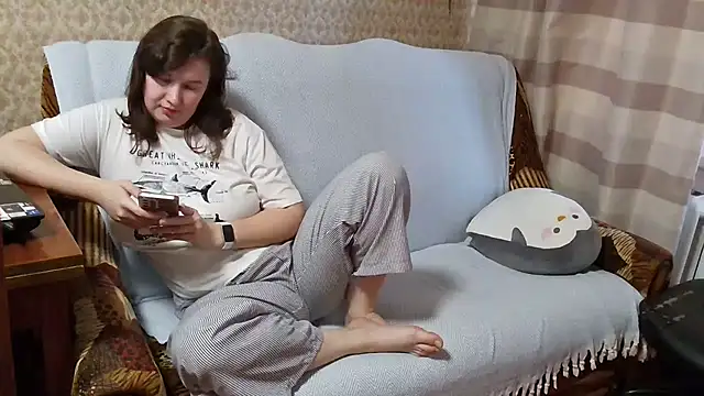 franceska blue online show from November 30, 2025, 10:41 am