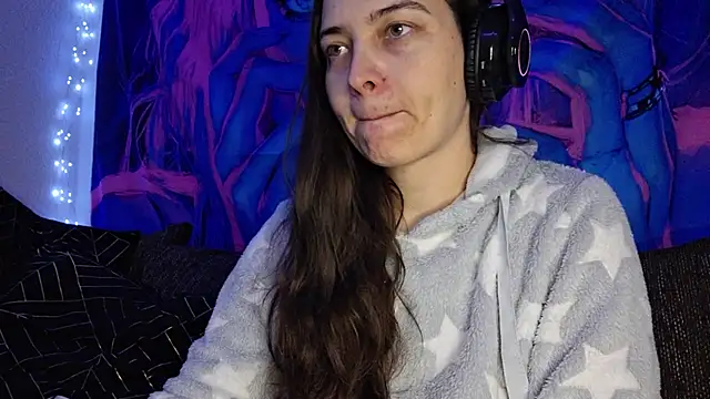 Cyndee Winter online show from January 8, 2025, 5:59 pm