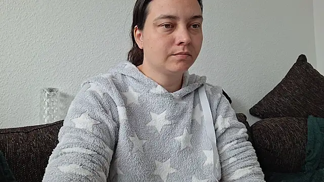 Cyndee Winter online show from September 13, 2025, 12:38 pm