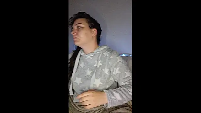 Cyndee Winter online show from October 28, 2025, 6:10 pm