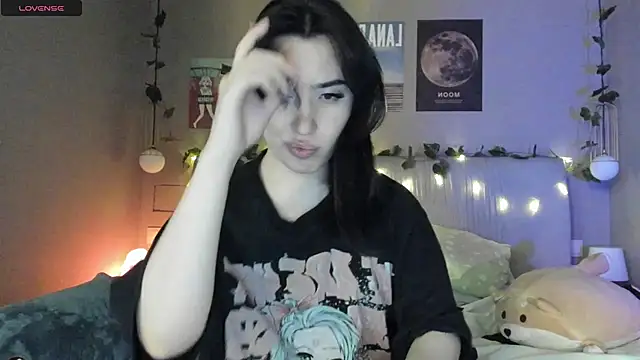 Snapshot of Anisawithlove chatting on December 7, 2024, 2:24 pm Anisawithlove online show from December 7, 2024, 2:24 pm